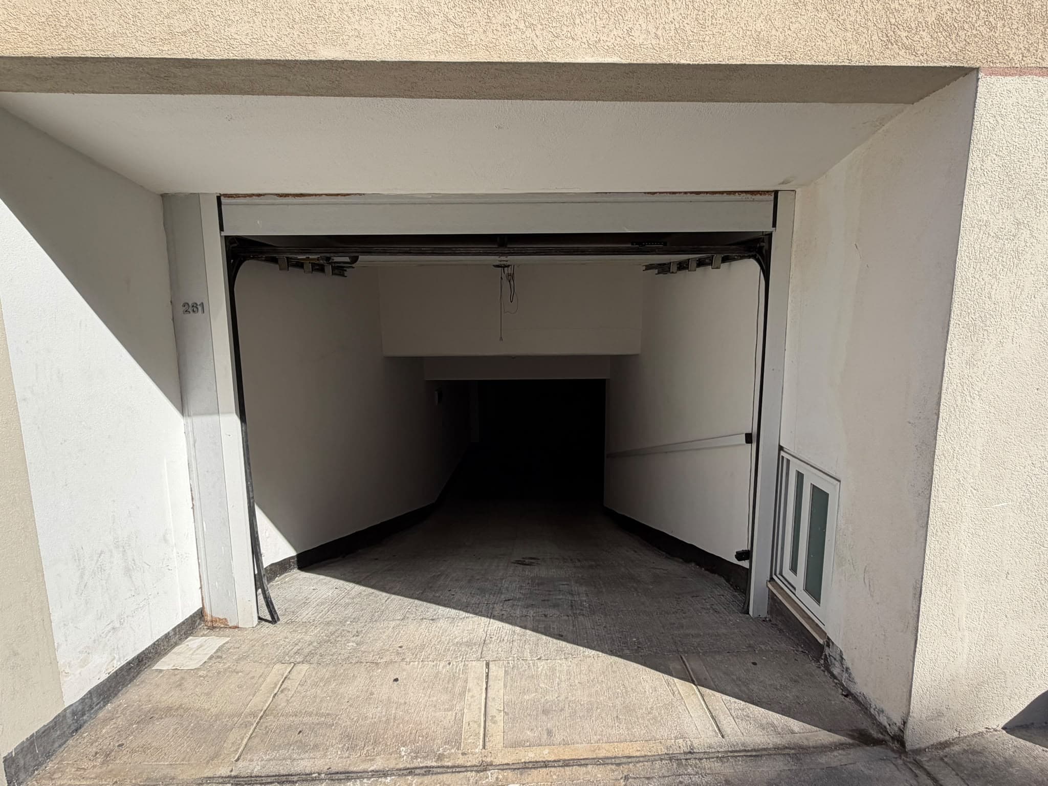 150 Sqm Garage in Mosta - thumbnail 2