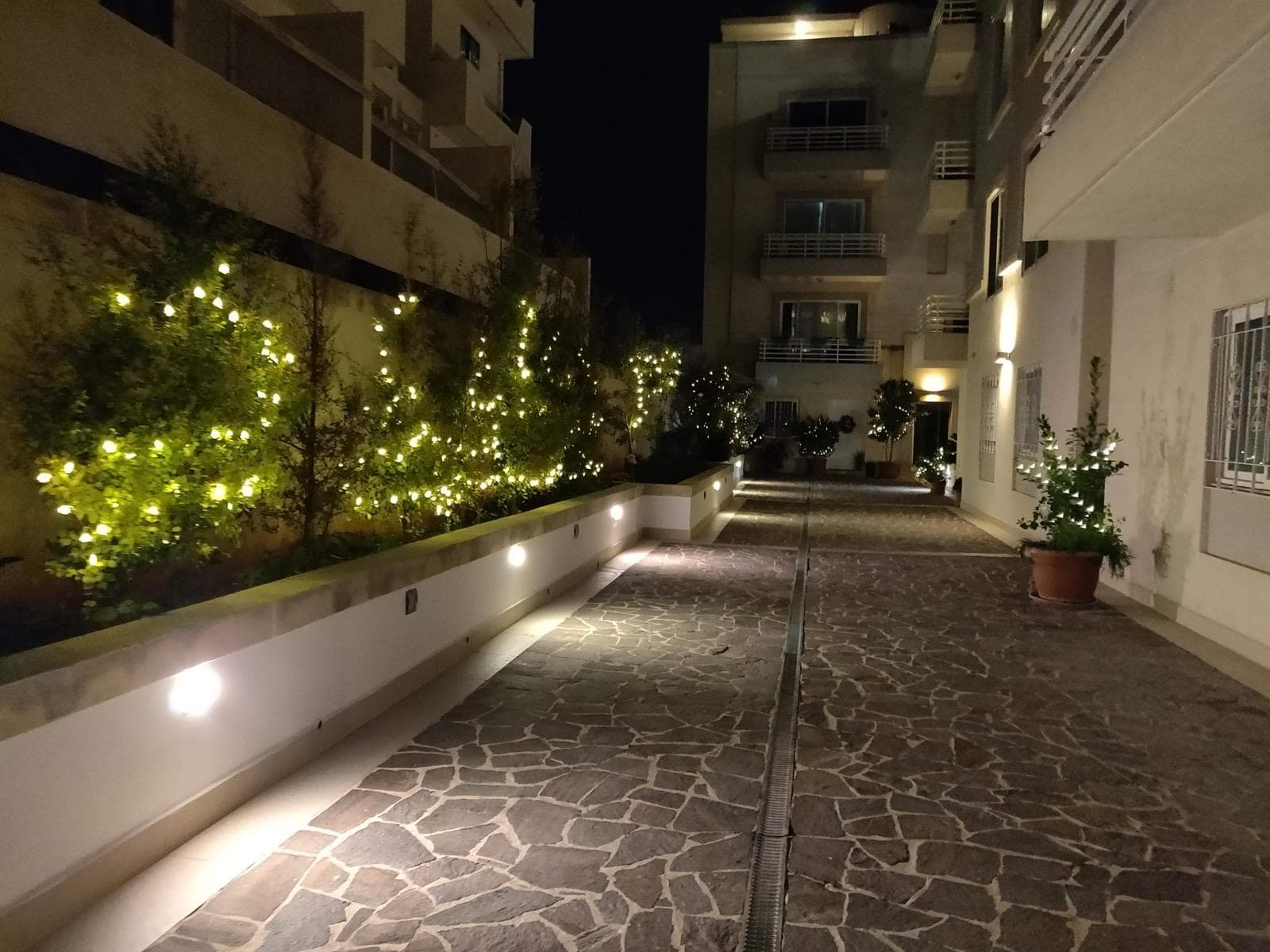 Two Bedroom Modern Penthouse in Attard - thumbnail 6
