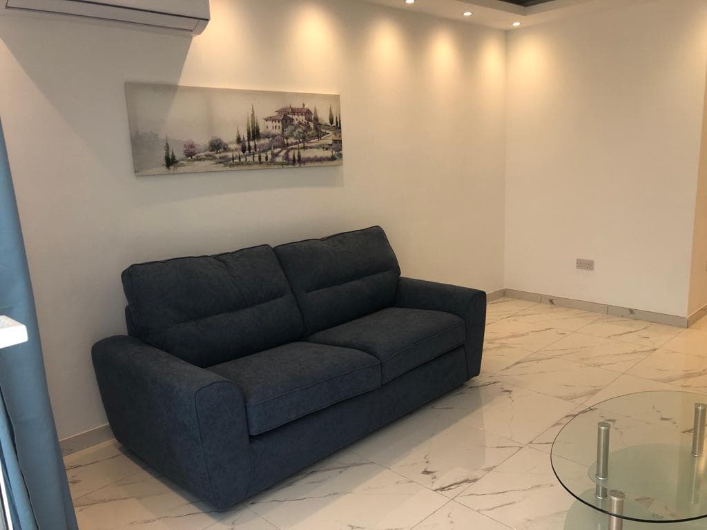 Penthouse in Mosta - Image 1