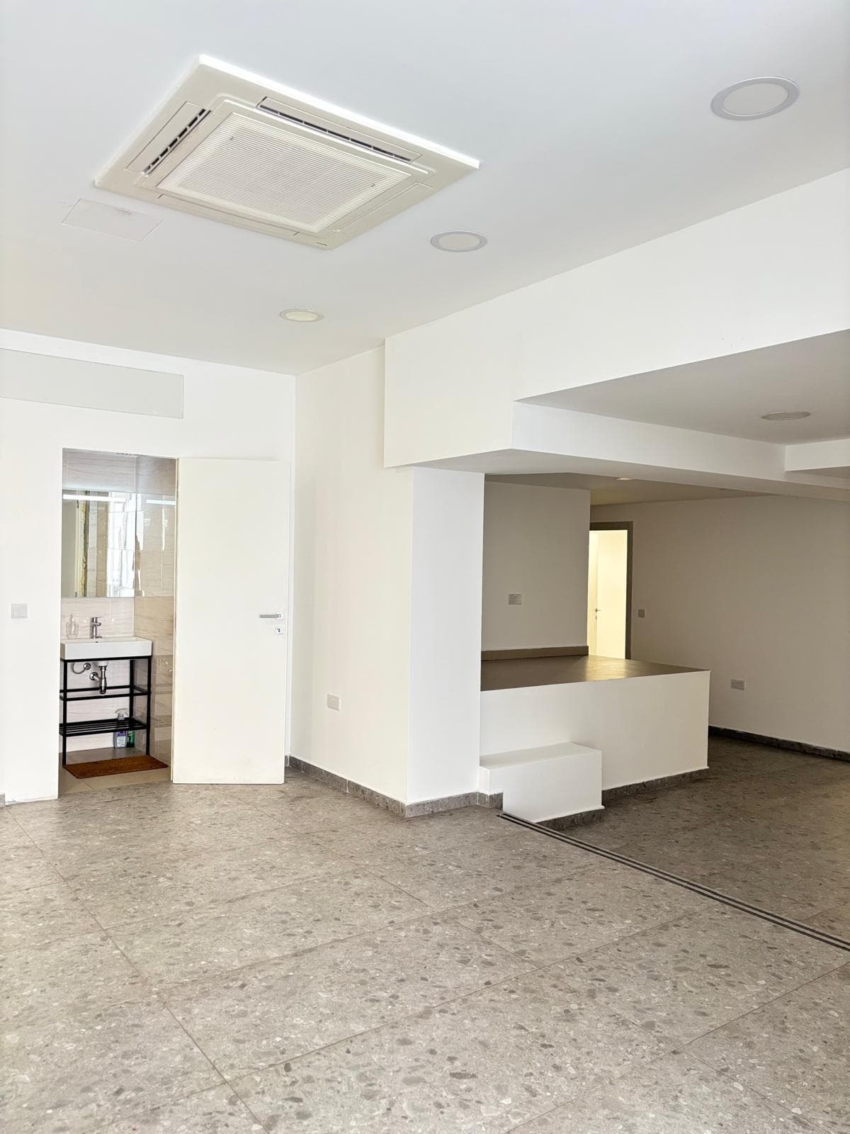 140 Sqm Office Space in Gzira - thumbnail 3