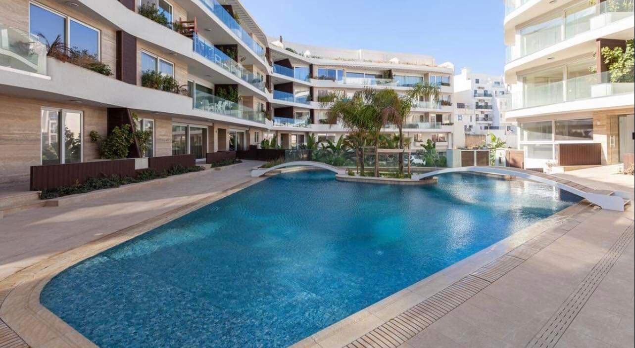 Three Bedroom Apartment with a Pool and Gym in Swieqi - Image 1