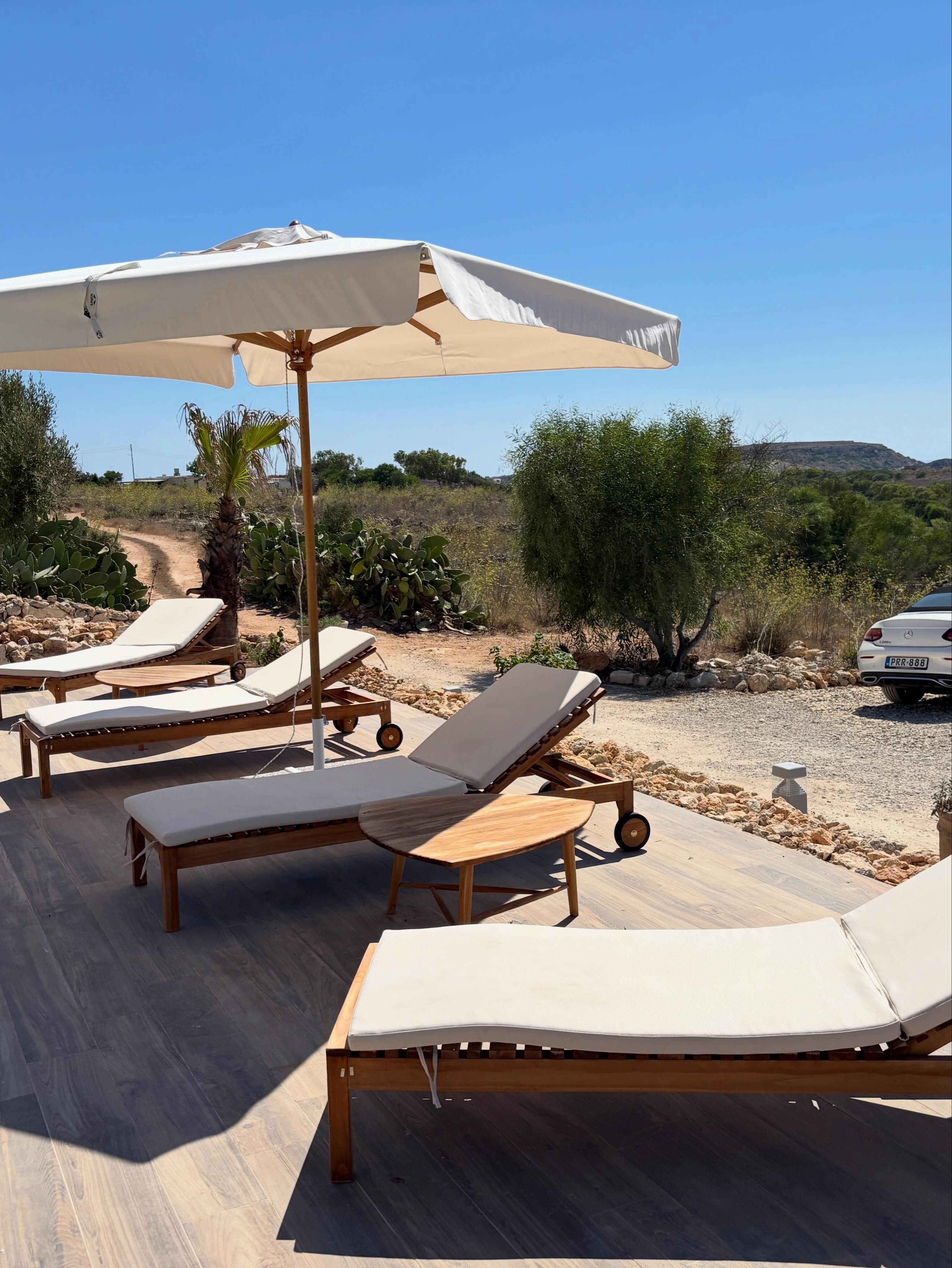 Fully Detached & Exclusive Villa with infinity Pool and Seaview's in Mgarr - thumbnail 14