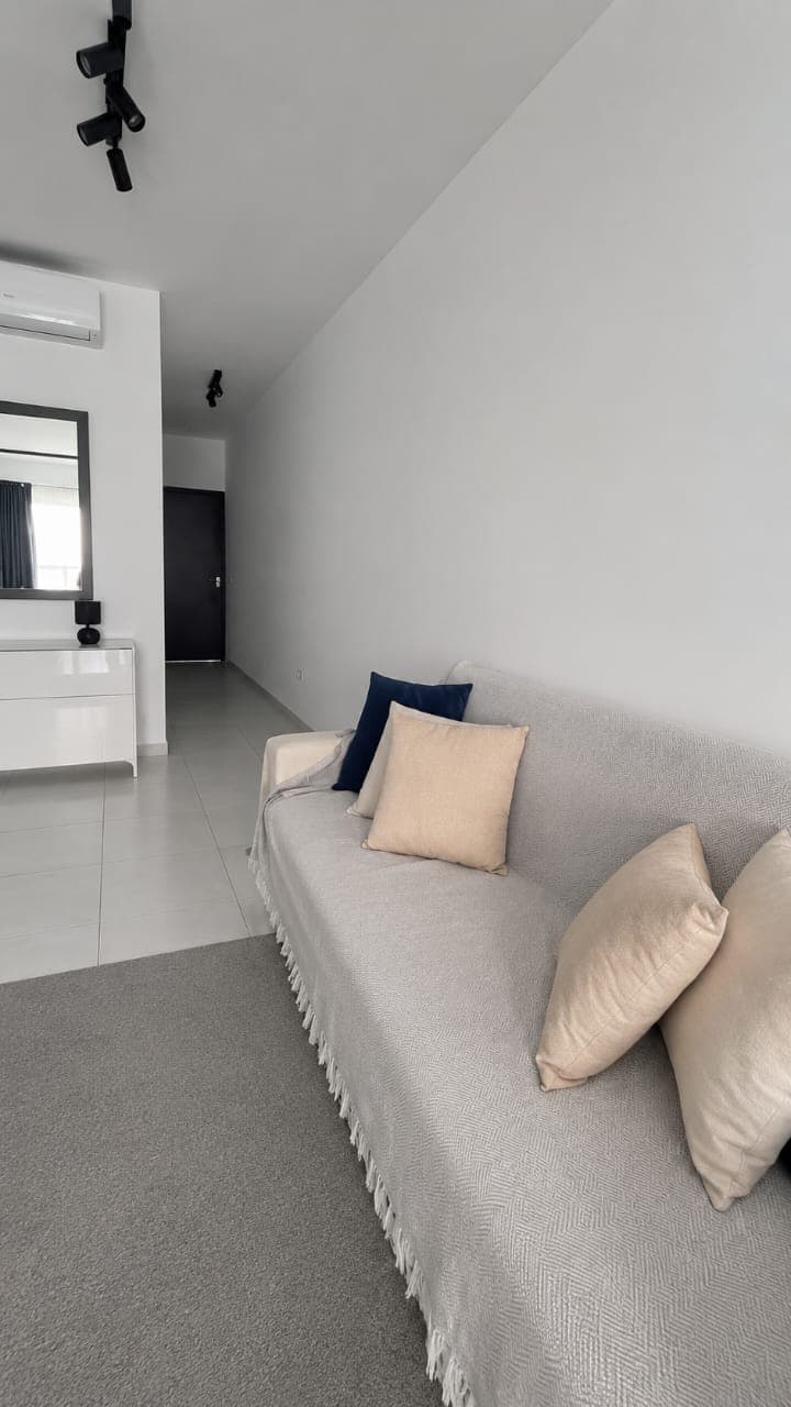 Two Bedroom Seafront Apartment in Qawra - thumbnail 3