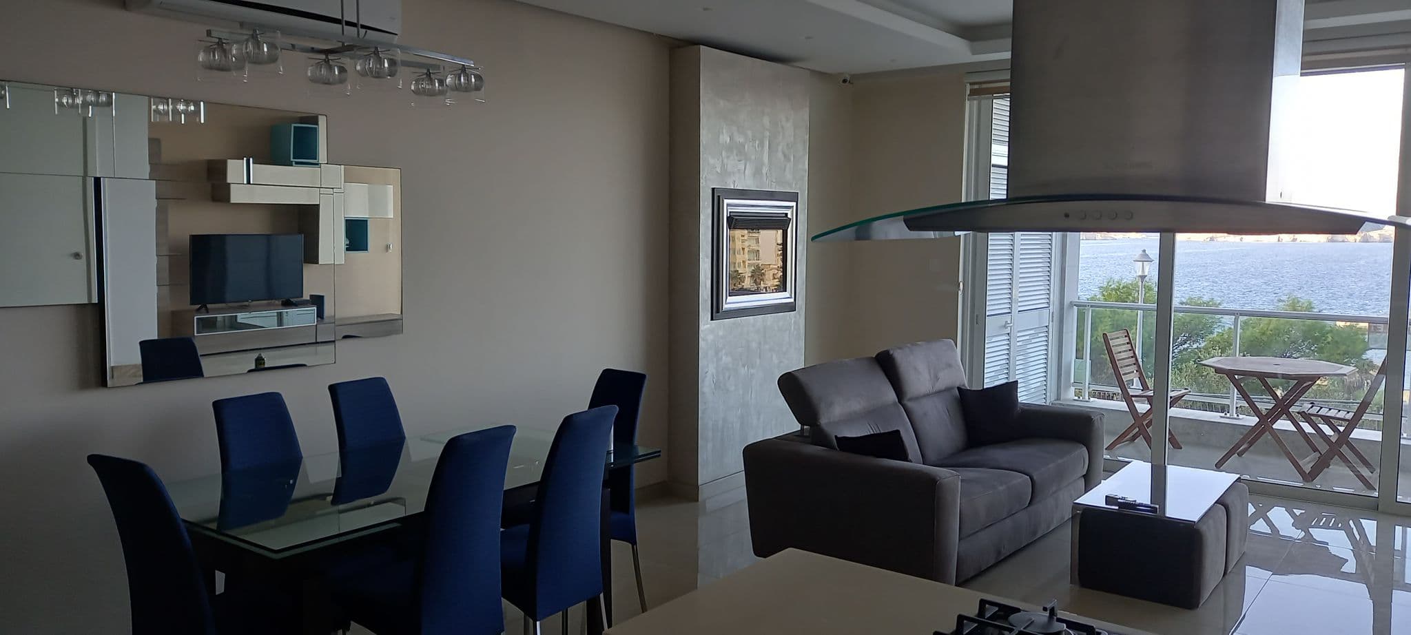 Seafront Apartment in St Pauls Bay  - thumbnail 7