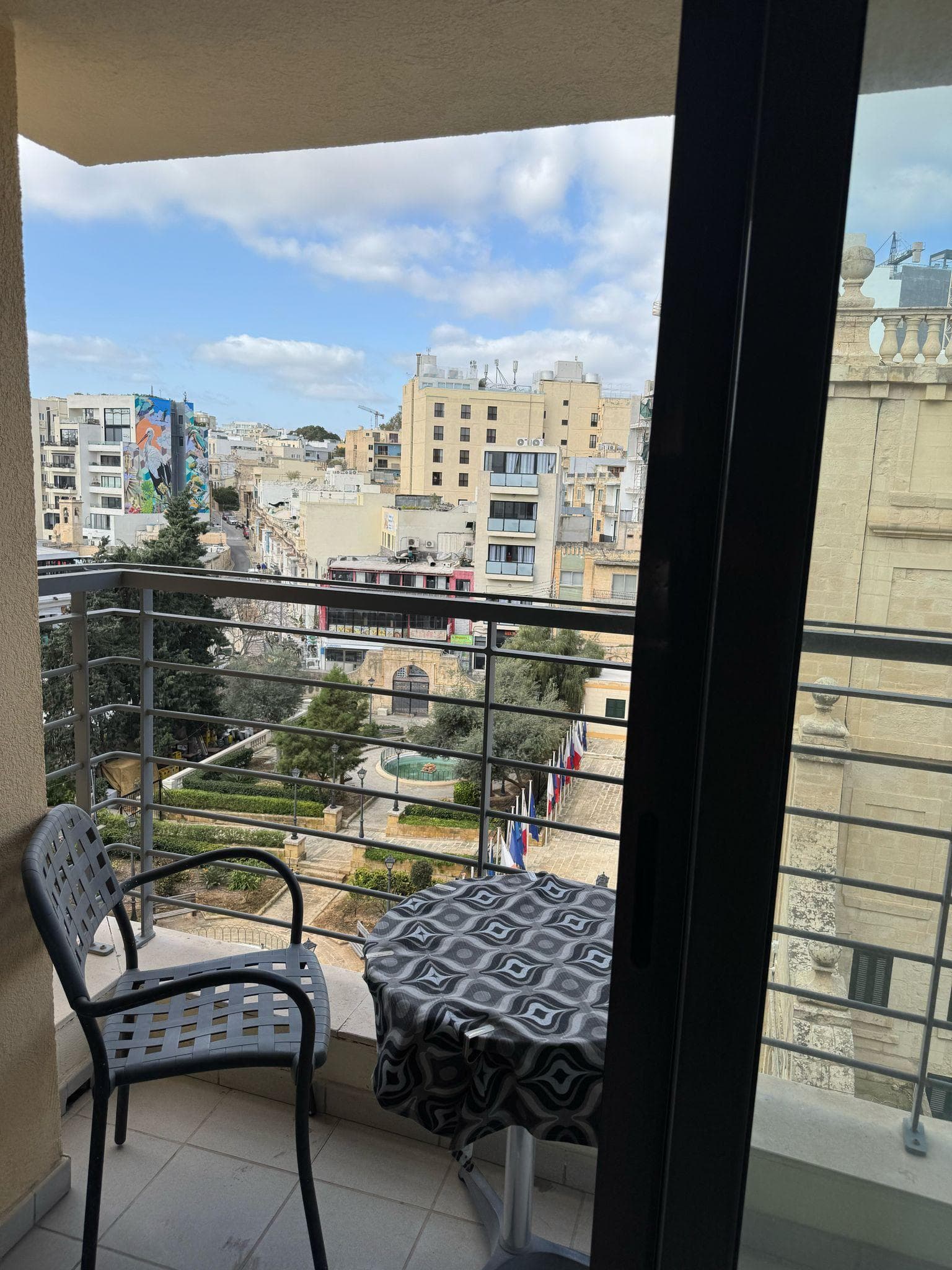 Apartment in St. Julians - Photo 1 of 7