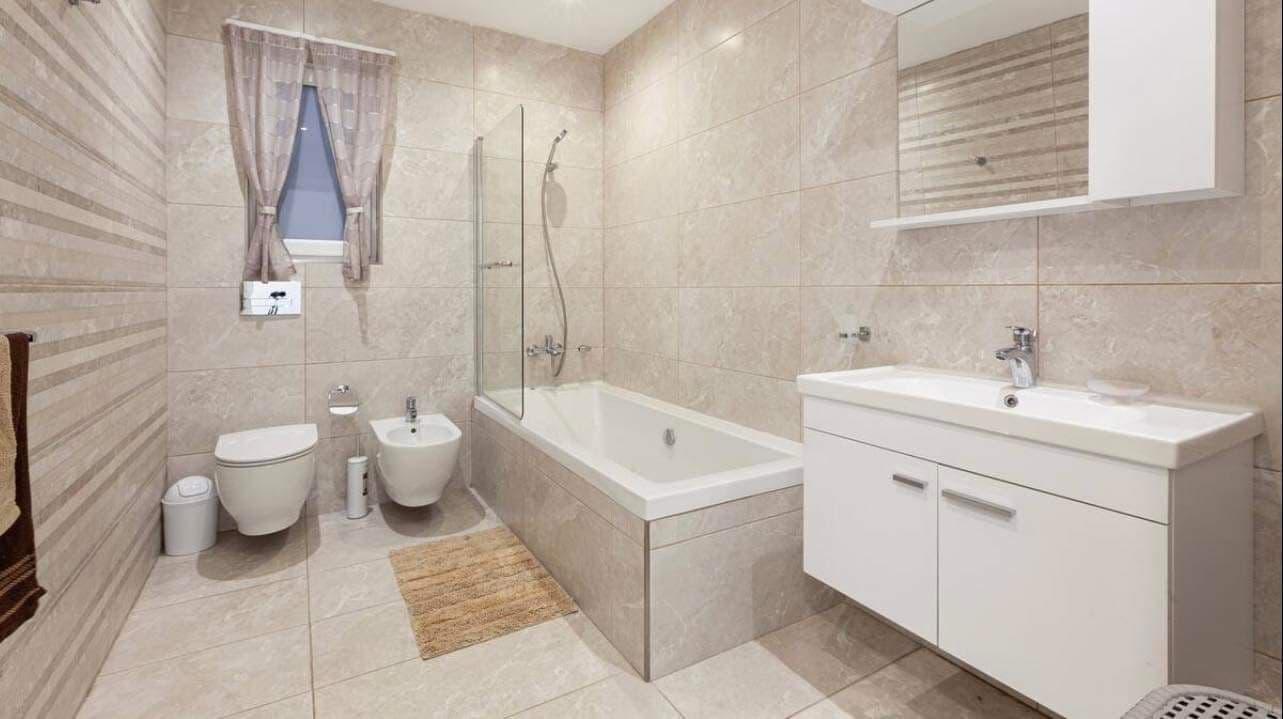 Three Bedroom Apartment with a Pool and Gym in Swieqi - thumbnail 22