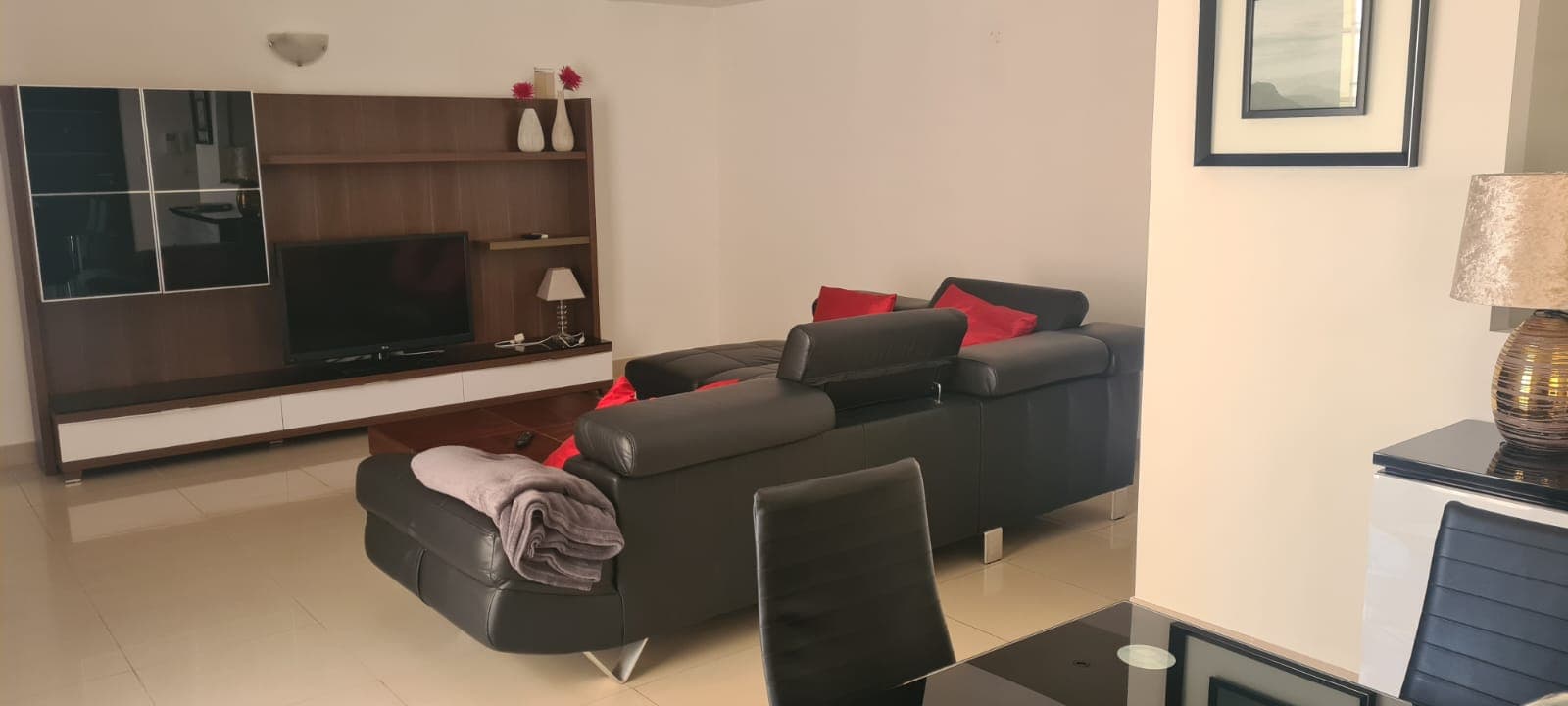 Three Bedroom Apartment in Sliema - thumbnail 2