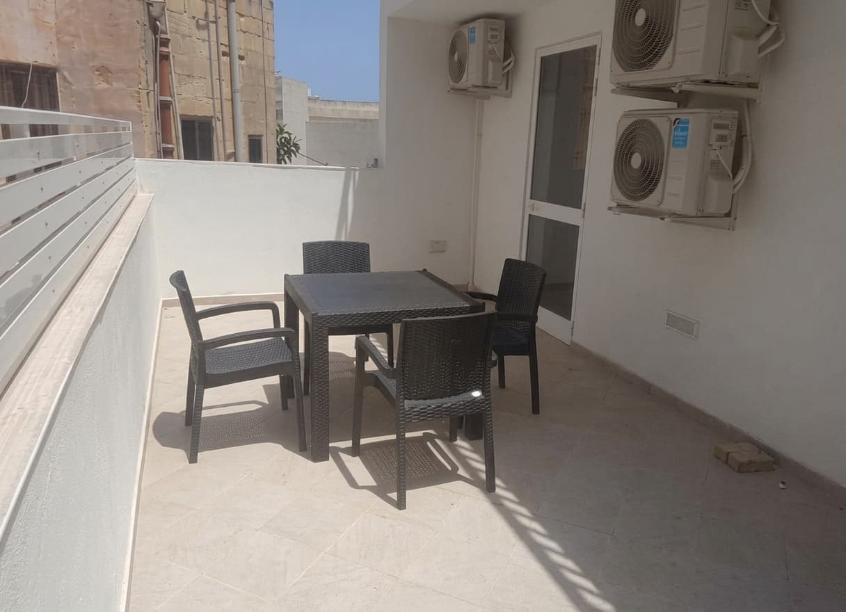 Apartment in Msida  - Image 1