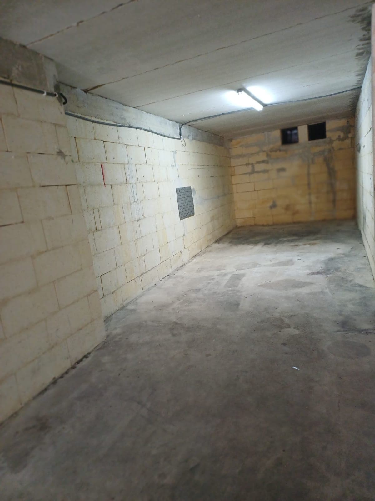 Garage in Marsaskala - thumbnail 2