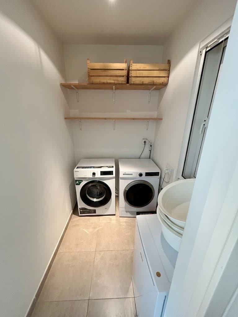 One Bedroom Apartment with a Walk-in Wardrobe in Bahar ic caghaq - thumbnail 10
