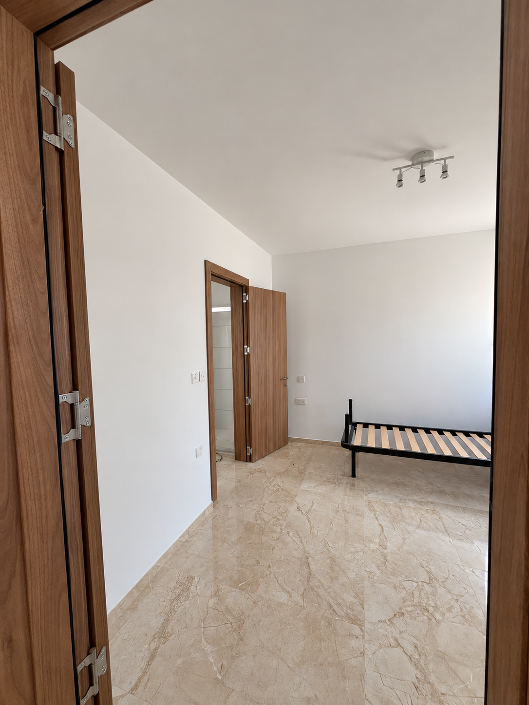 Three Bedroom Penthouse in Mosta - thumbnail 13