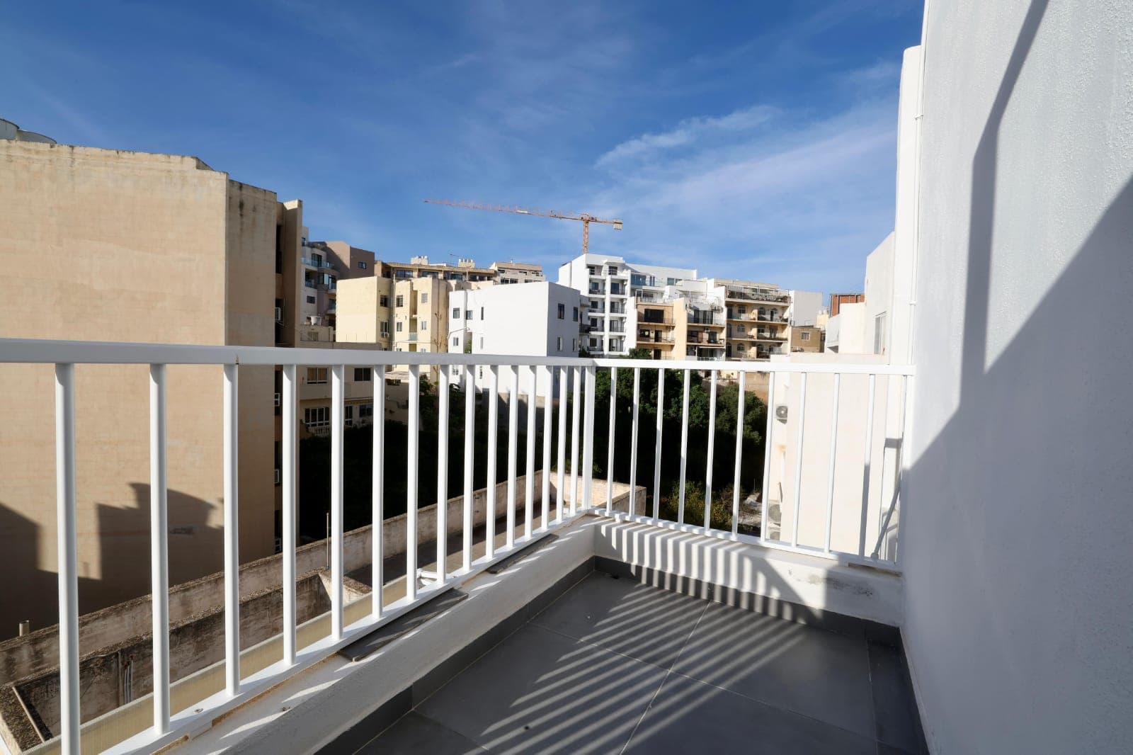 Penthouse in Gzira - Photo 1 of 18