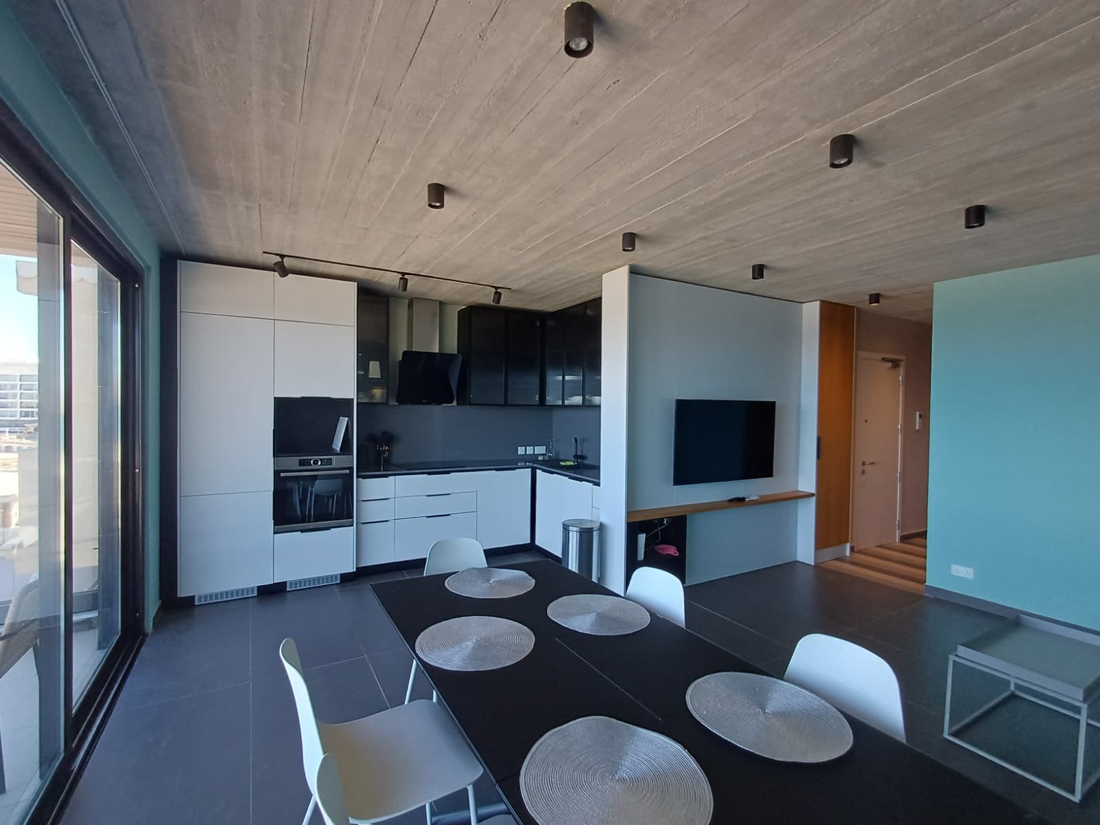 Seaview Apartment in Bugibba  - thumbnail 3