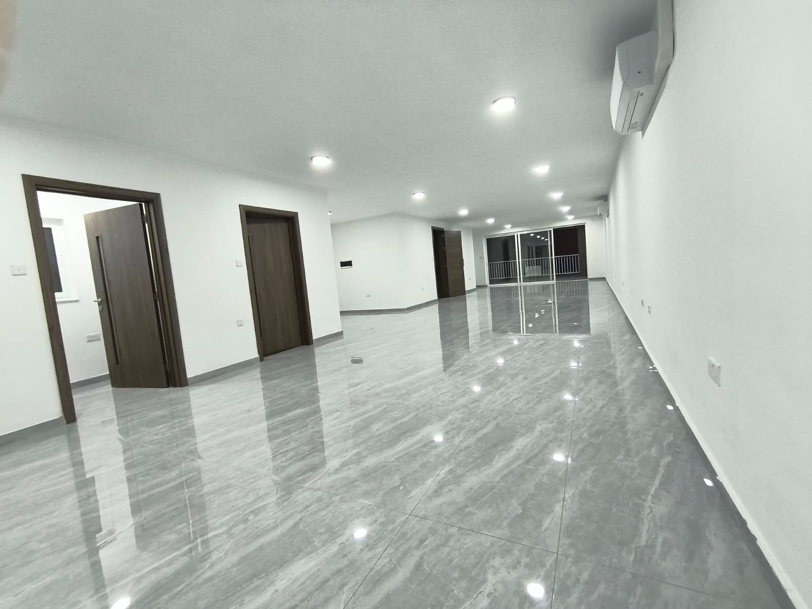 Office in Mosta - thumbnail 2