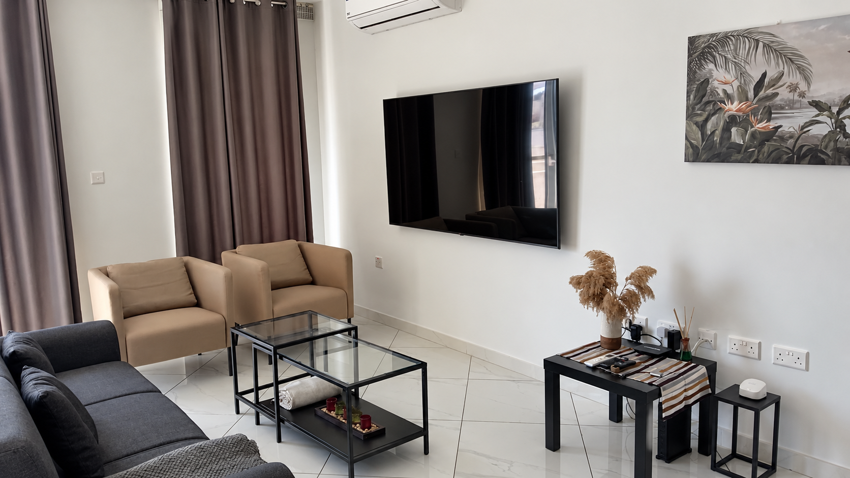 Three Bedroom Modern Apartment in St Paul's Bay  - Image 1