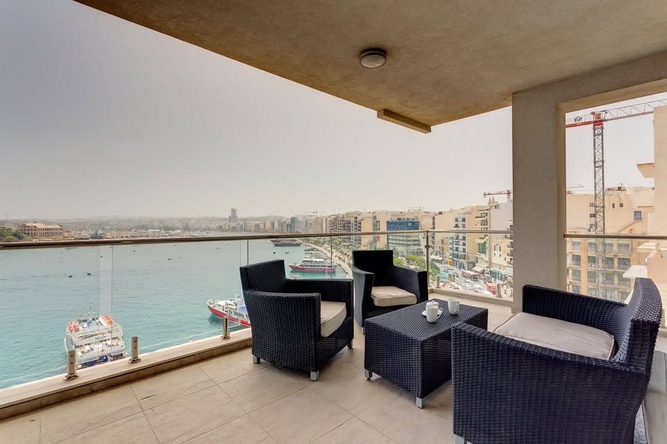 Apartment in Sliema - Image 1