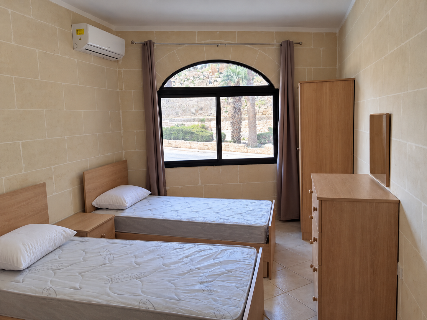 Three Bedroom Apartment in Victoria, Gozo - thumbnail 5