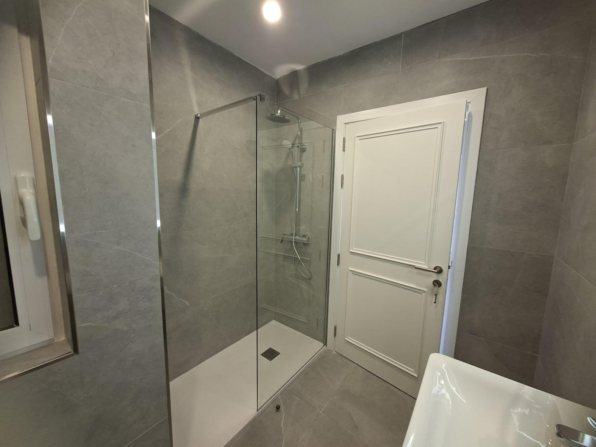 Seaview Apartment in Bugibba  - thumbnail 14