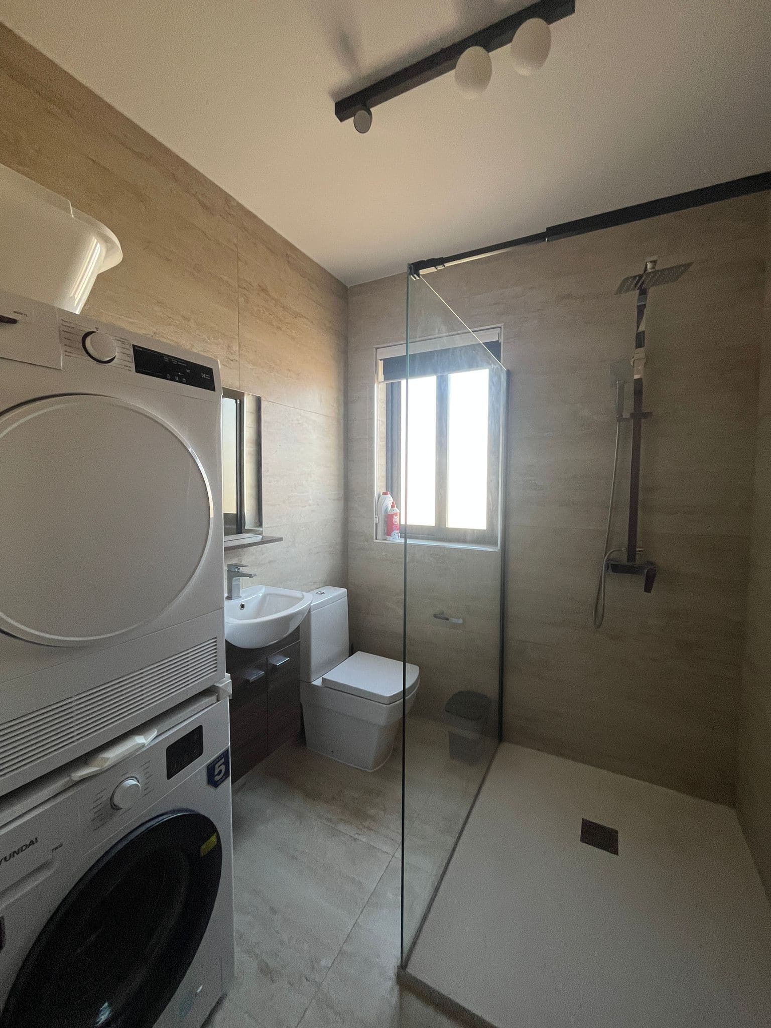 Two Bedroom Corner Penthouse with  Large Terrace in Marsa - thumbnail 15