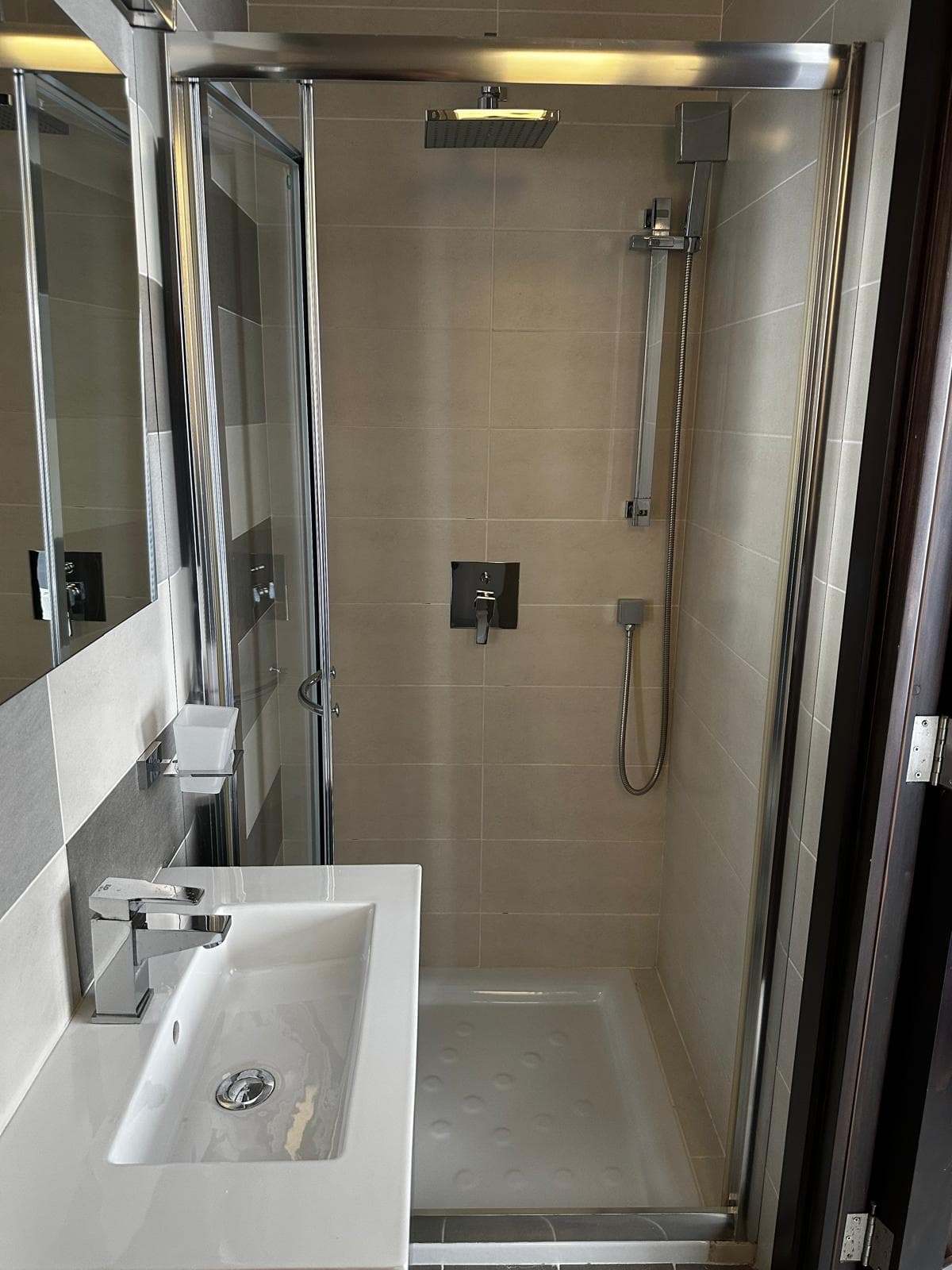 Seafront Apartment in Sliema - thumbnail 22
