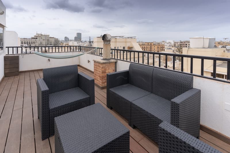 Three Bedroom Apartment with a Private Roof Terrace in Sliema - thumbnail 18