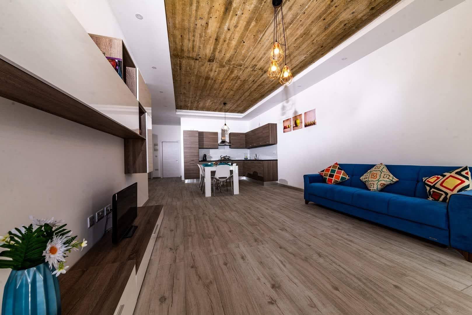 Three Bedroom Maisonette with Large Outdoor Area in Mellieha - thumbnail 3