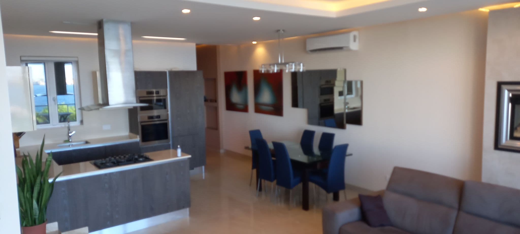 Seafront Apartment in St Pauls Bay  - thumbnail 9
