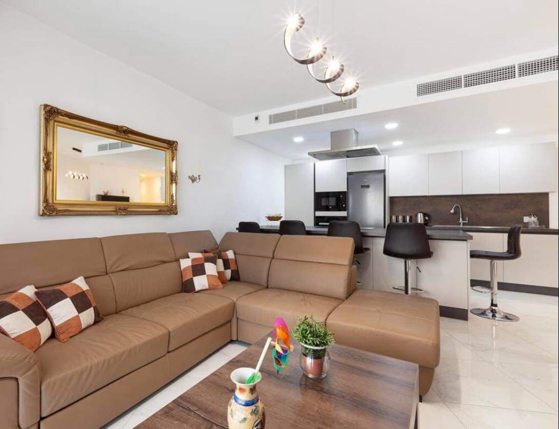 Three Bedroom Apartment with a Pool and Gym in Swieqi - thumbnail 4