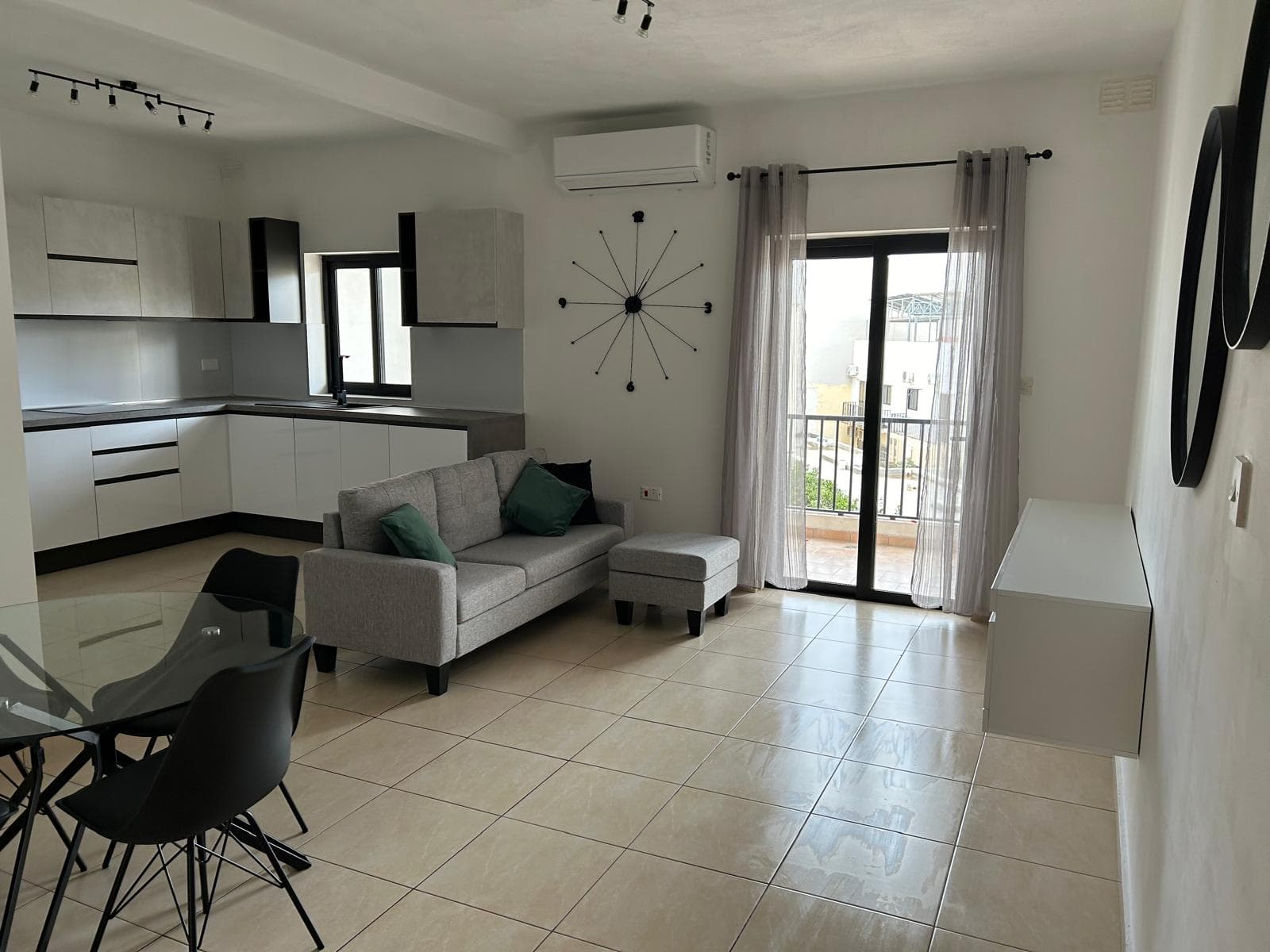 Apartment in Swieqi - thumbnail 2