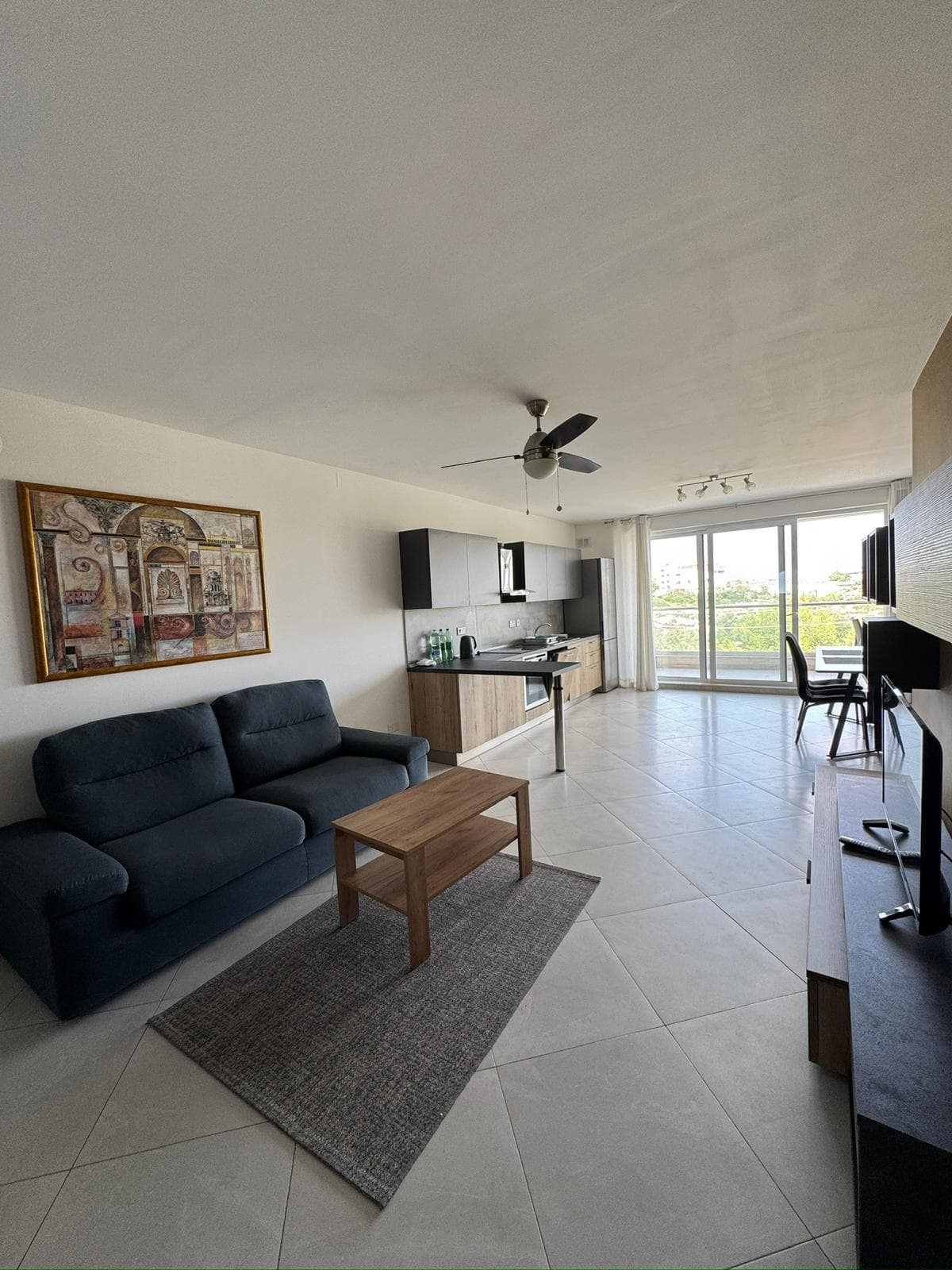 null - Photo 1 of 18