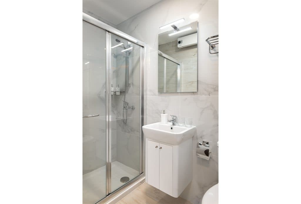 Two Bedroom Apartment with a Balcony in Hamrun - thumbnail 16