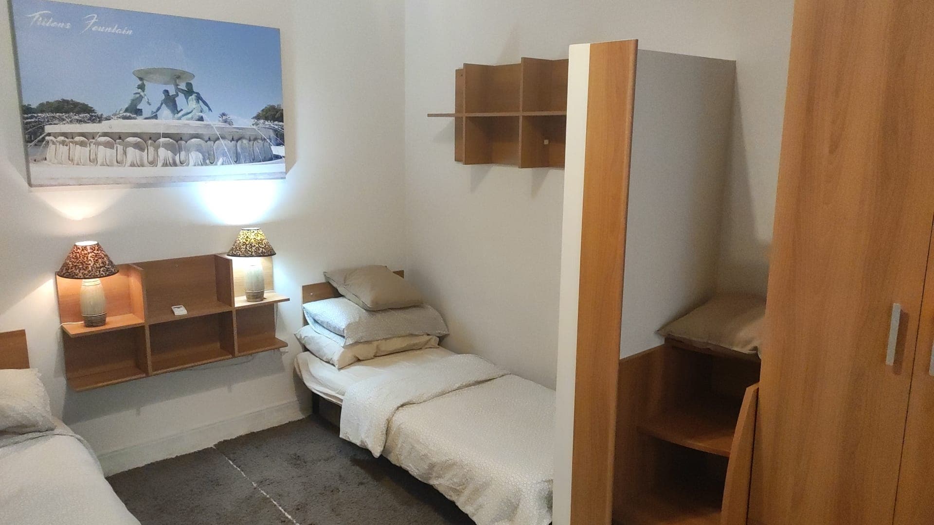 Two Bedroom Apartment with Spacious Backyard - thumbnail 7