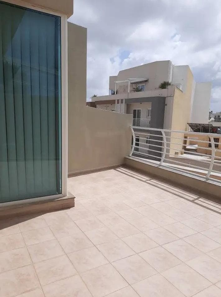 Penthouse in Naxxar - Photo 1 of 9
