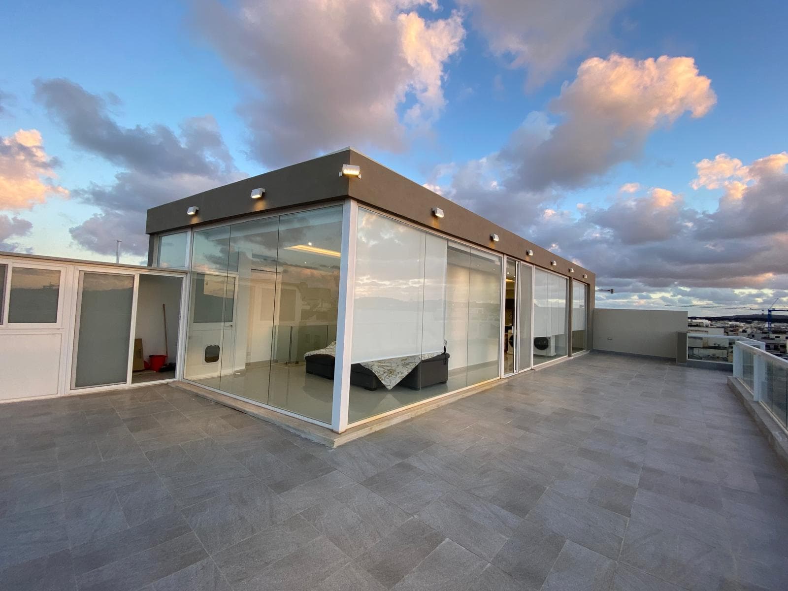 Penthouse in Mosta - Photo 1 of 30