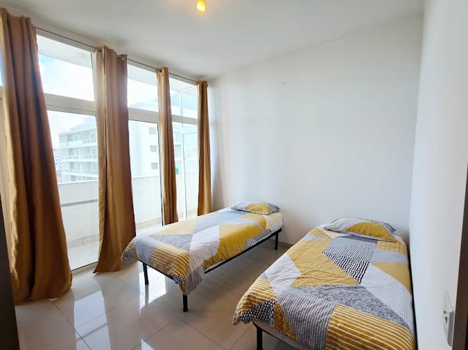 Two Bedroom Seafront Penthouse with Large Terrace in Qawra - thumbnail 12