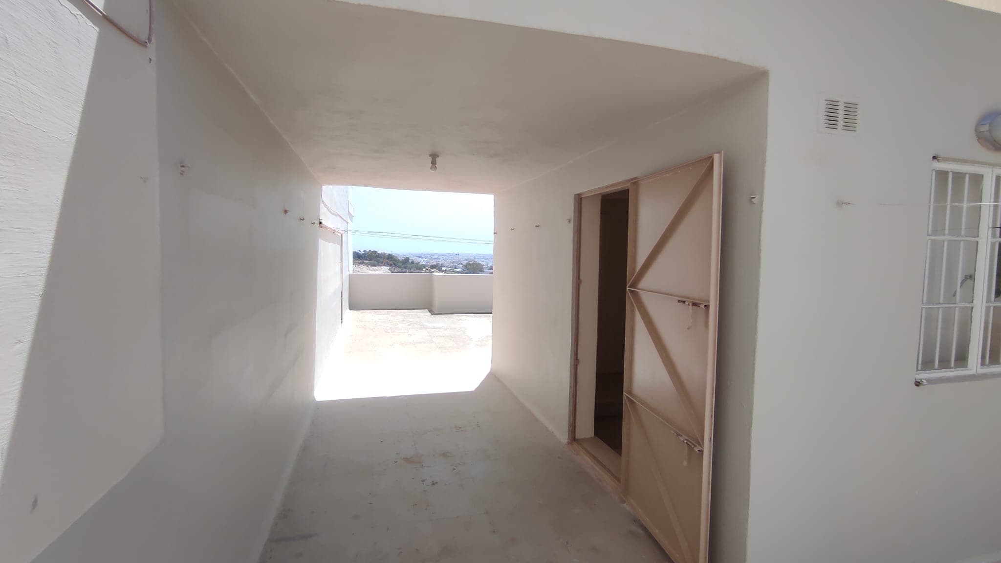 Three Bedrrom House with Unobstructed Country Views in Naxxar - thumbnail 28