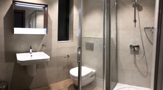 Penthouse with Jacuzzi in Sliema  - thumbnail 9