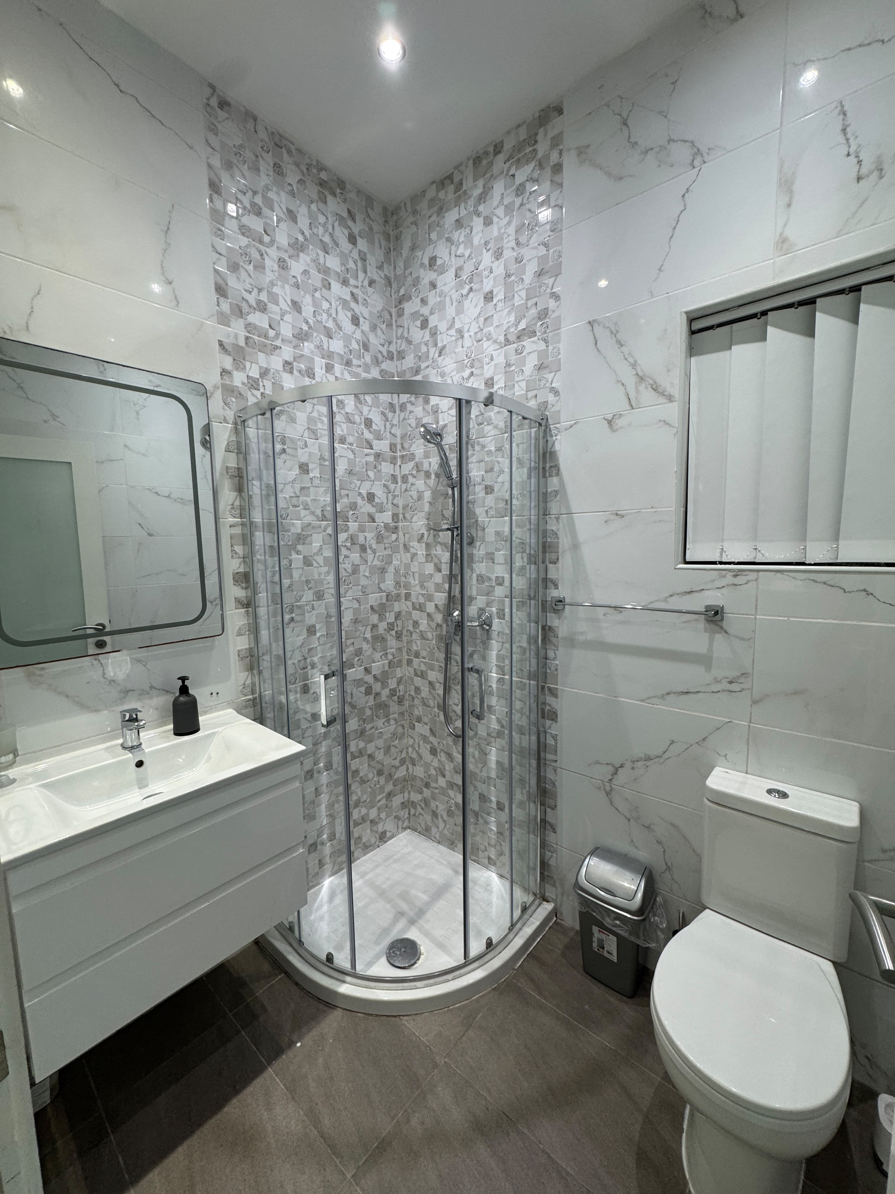 Three Bedroom Furnished Apartment in Sliema - thumbnail 15