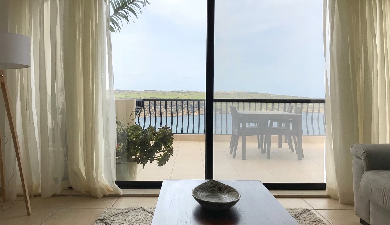 Seaview Penthouse in St Pauls Bay  - thumbnail 3
