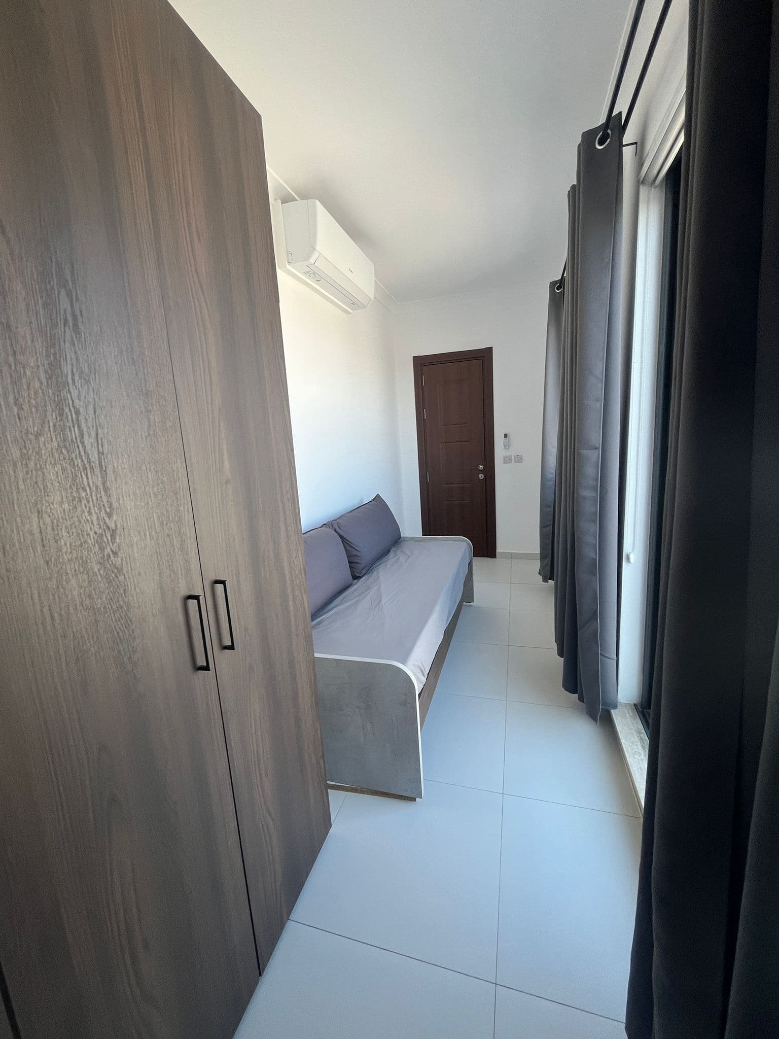Two Bedroom Corner Penthouse with  Large Terrace in Marsa - thumbnail 6