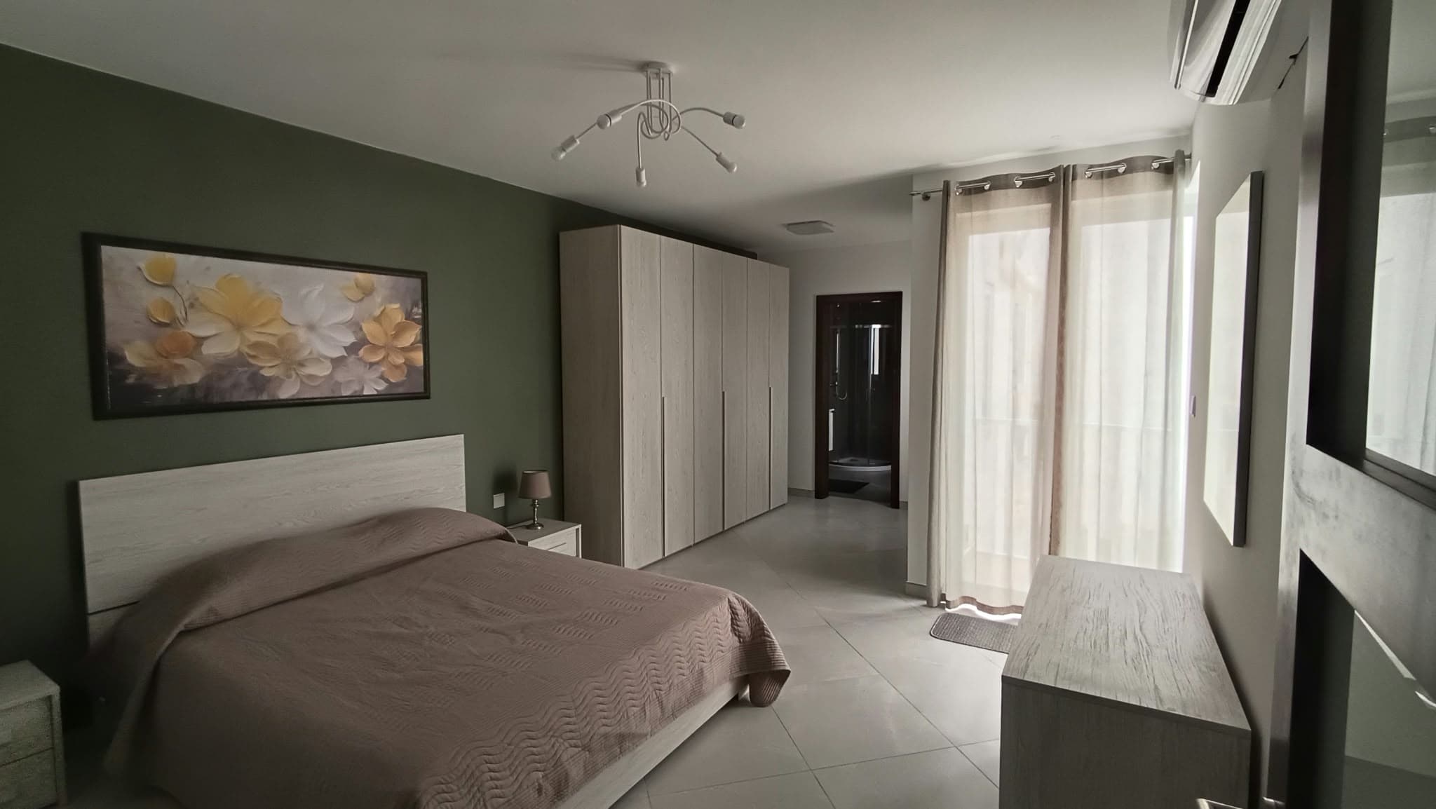 Three Bedroom Apartment with a Large Terrace and Valley Views in Mosta - thumbnail 13