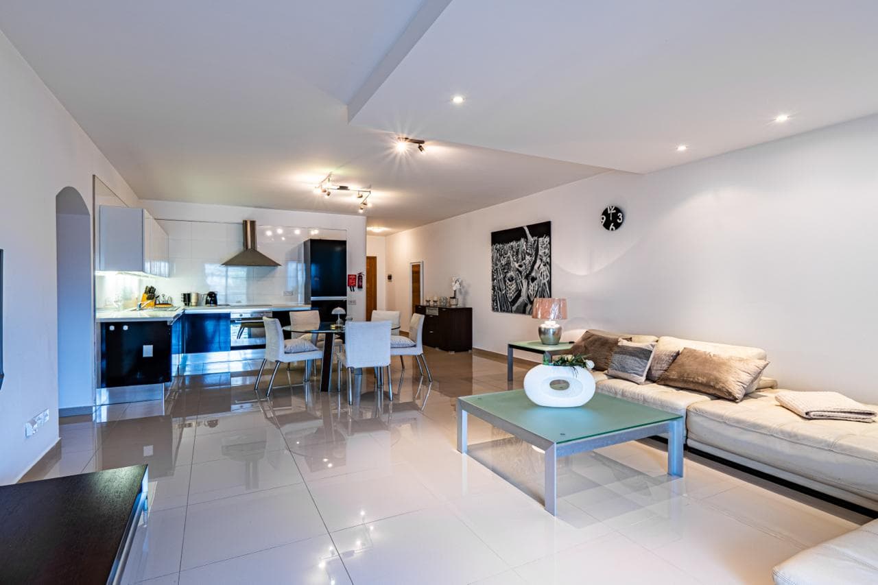 Apartment in Swieqi - thumbnail 2