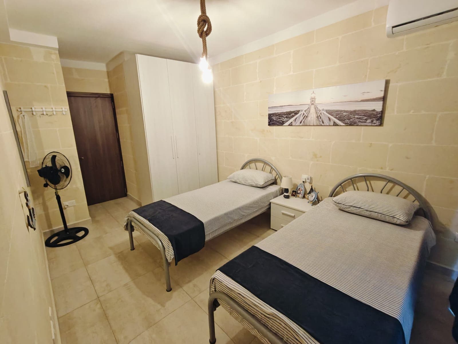Apartment in Victoria - thumbnail 12