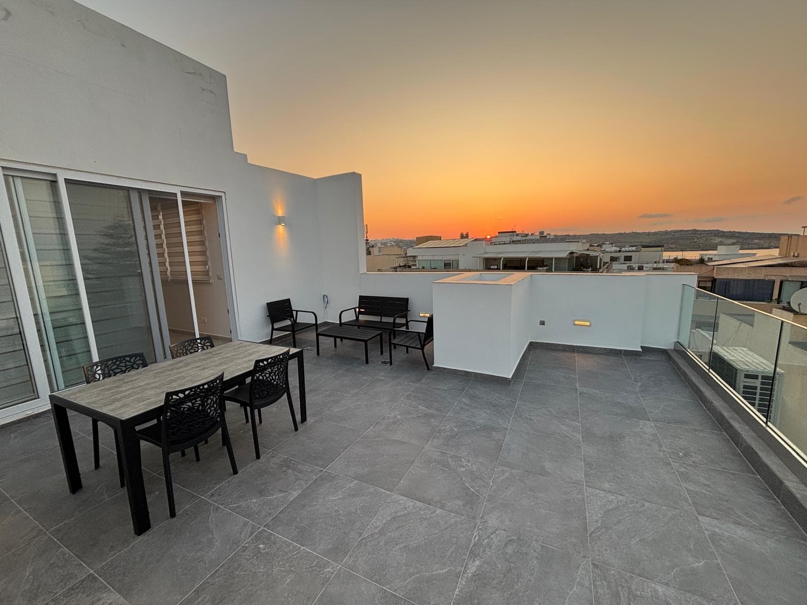 Penthouse in St. Pauls Bay - Photo 1 of 18