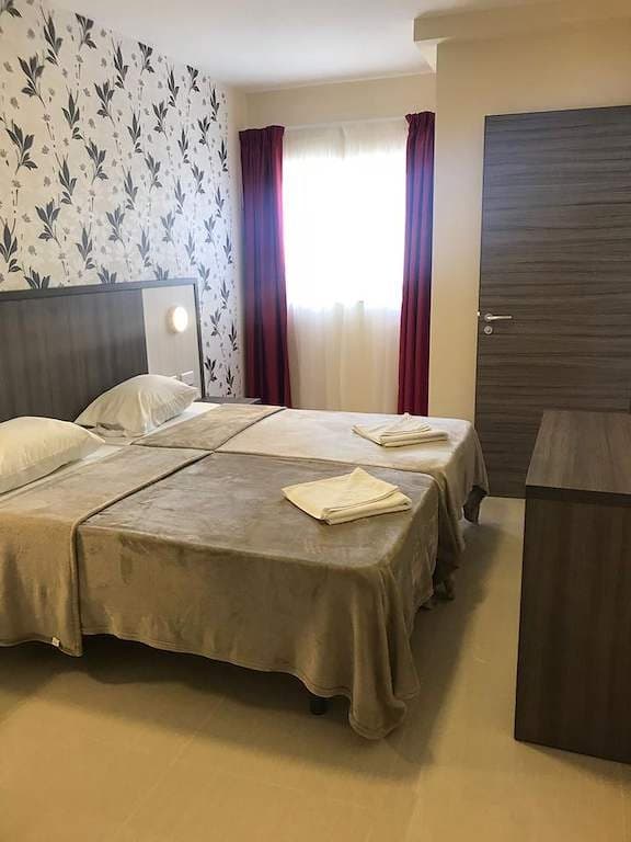 Two Bedroom Apartment in Msida - thumbnail 7