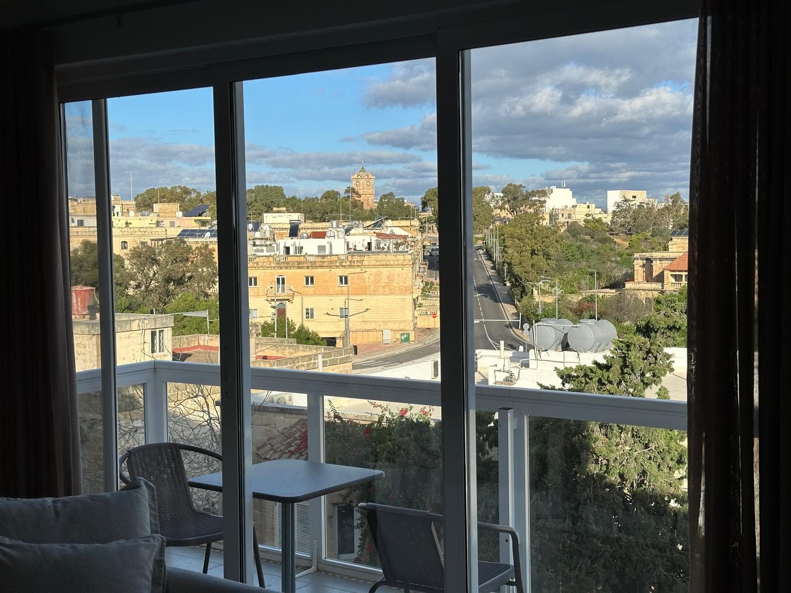 Two Bedroom Apartment with a Balcony in Swieqi - Image 1