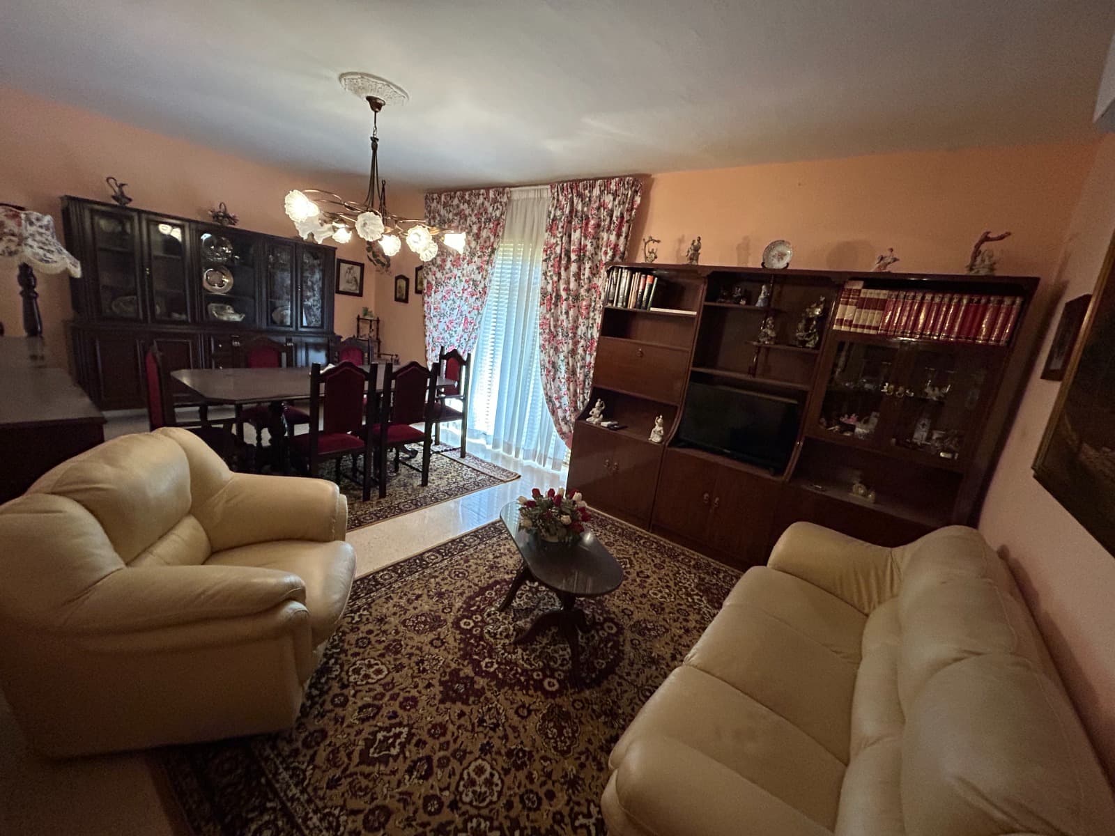 Three Bedroom Maisonette in St. Julians - Image 1