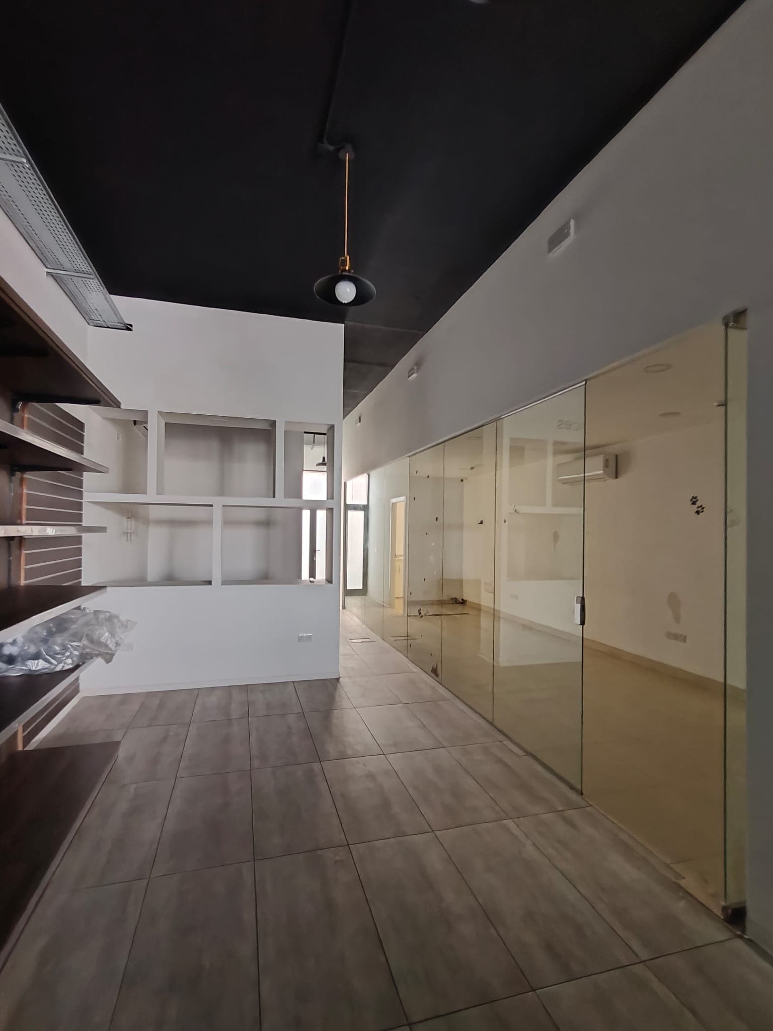 Shop in Luqa - Photo 1 of 1