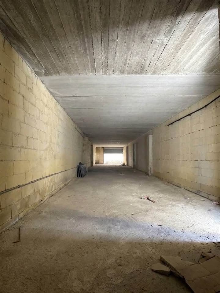 400 sqm Garage in St. Pauls Bay - Image 1