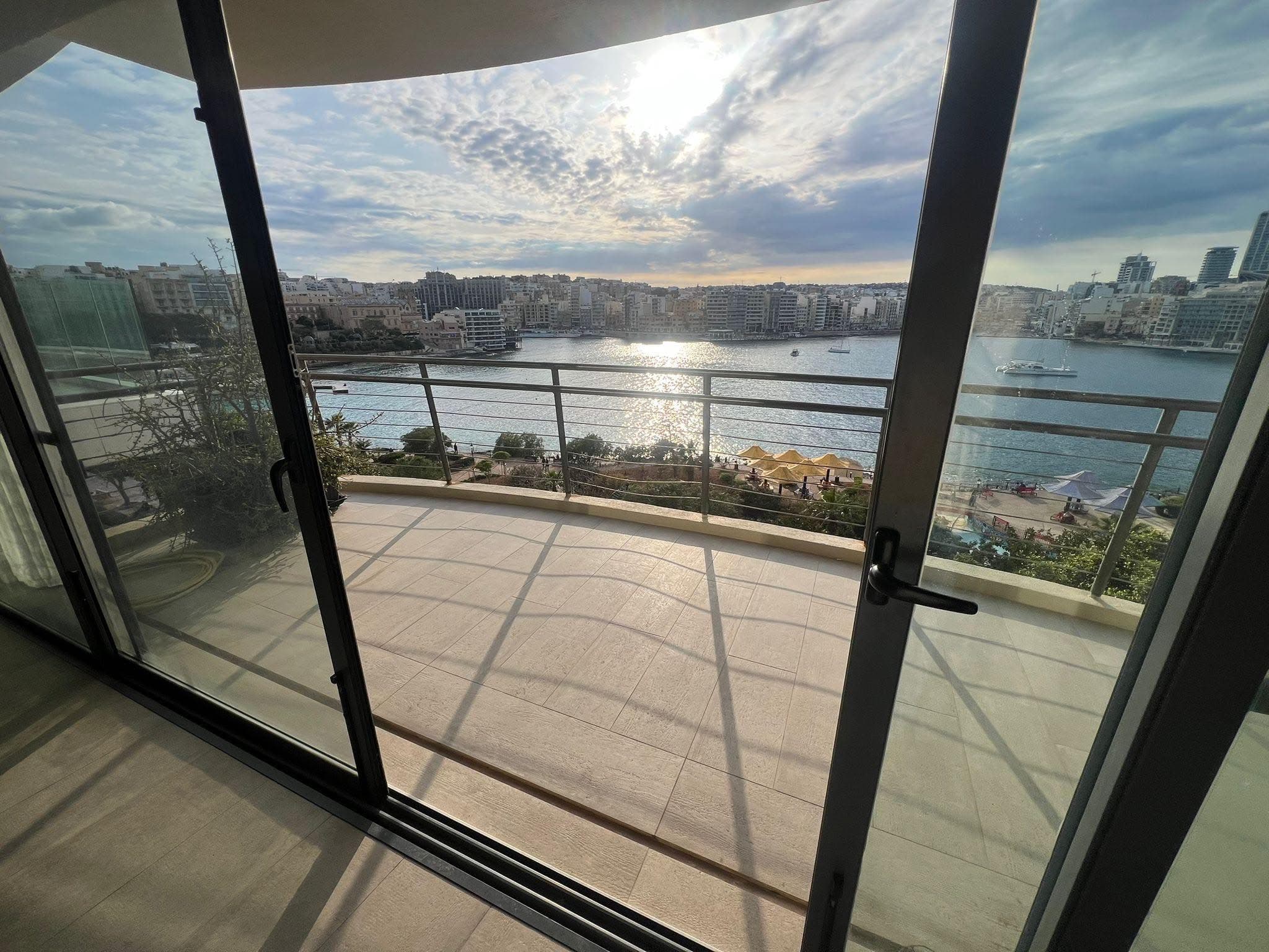 Apartment in Sliema - Photo 1 of 5